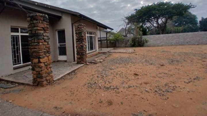 7 Bedroom Property for Sale in Rustenburg Central North West